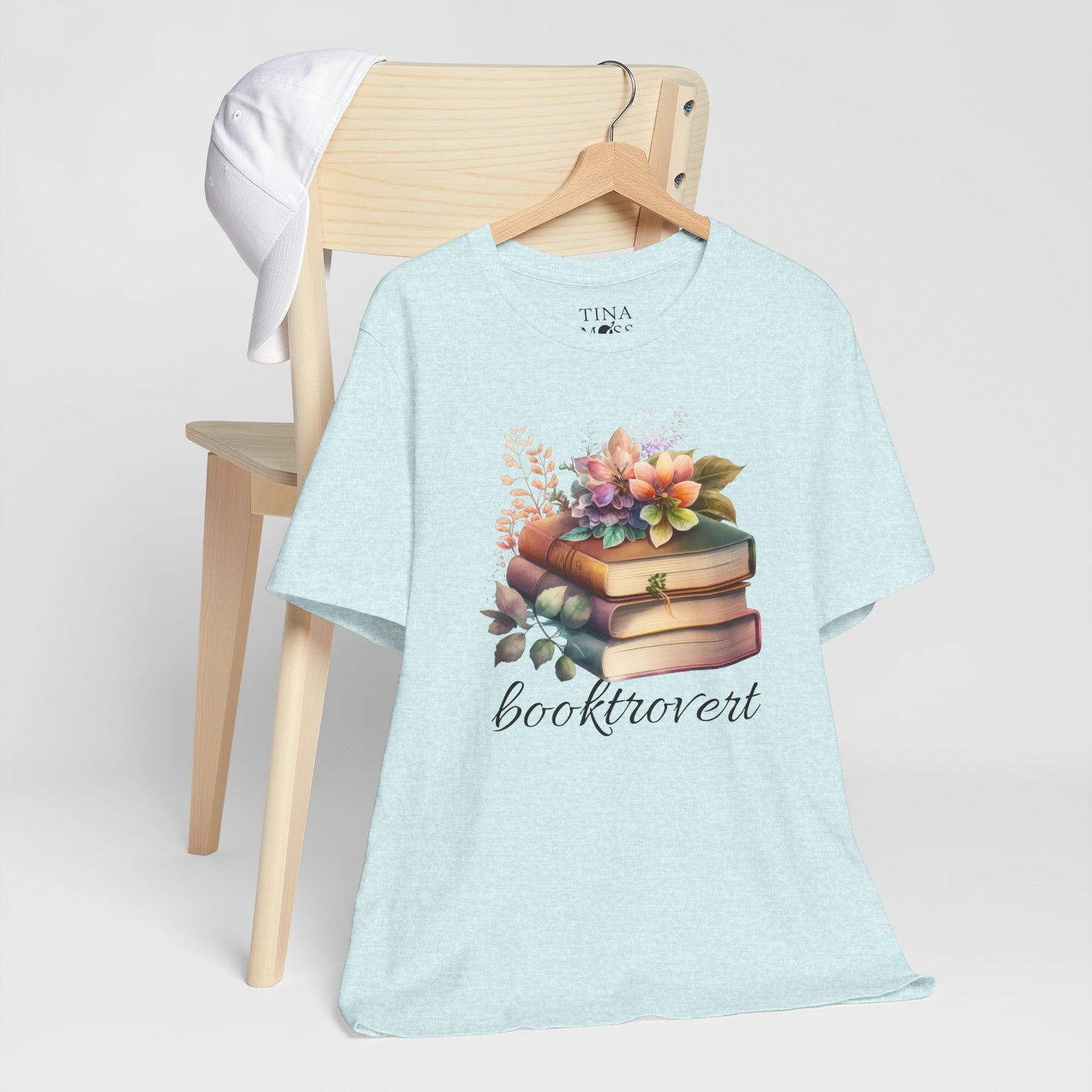 Booktrovert Comfy T-Shirt
